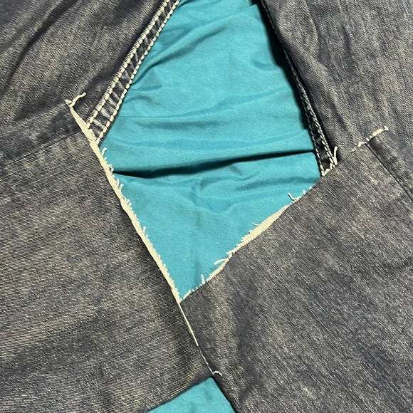 Women’s Silver jeans - Picture 8 of 9